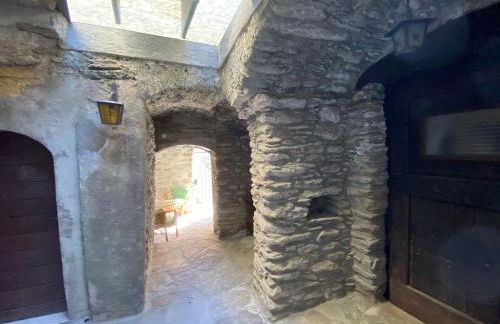 Independent Stone House with Lake View - Photo 38