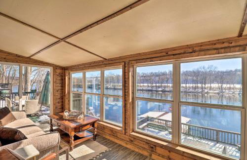 Fish House with Deck, Fire Pit and River Views - Foto 9