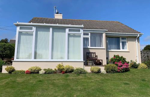 ‘Sea Glimpse’ in the coastal Devon village of East Prawle - Foto 1