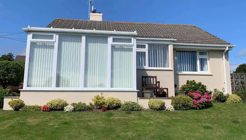 ‘Sea Glimpse’ in the coastal Devon village of East Prawle - Foto 1