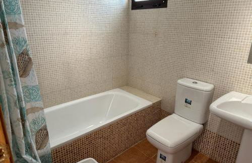 Estupendo piso con mar y montaña - Foto 9