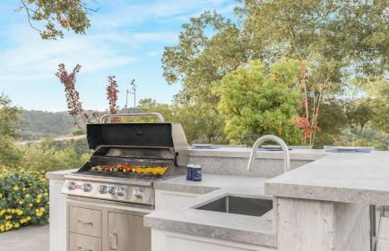 Vineyard Views w Pool Game Room Near Trails Wineries Beginnings Ranch Vineyard by AvantStay - Foto 53