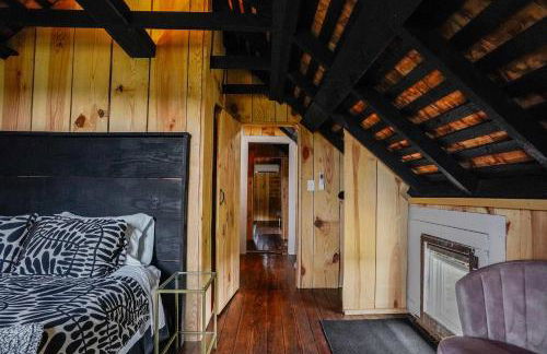 Charming 2BR with Fire Pit on Farm - 10 Min to Wharf - Foto 19