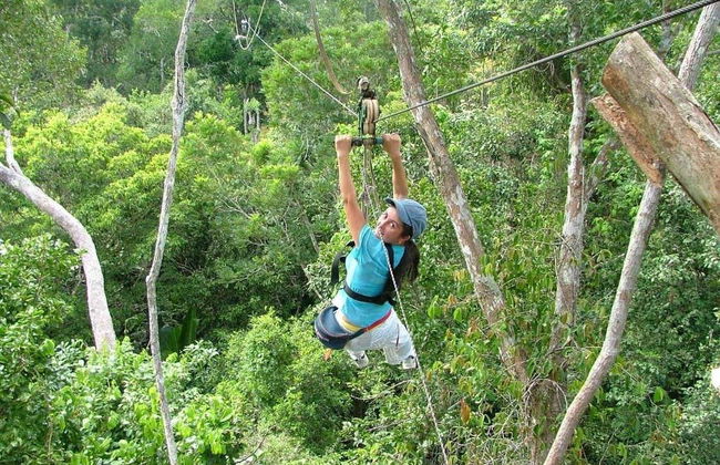Tour di avventura nella Riserva Naturale Tanimboca - Foto 1