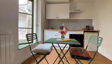 Joli Studio Dépendance Lectoure Intra-muros - Photo 4