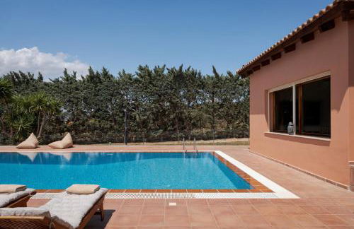 Calm Retreat Villa Lagonisi - Foto 3