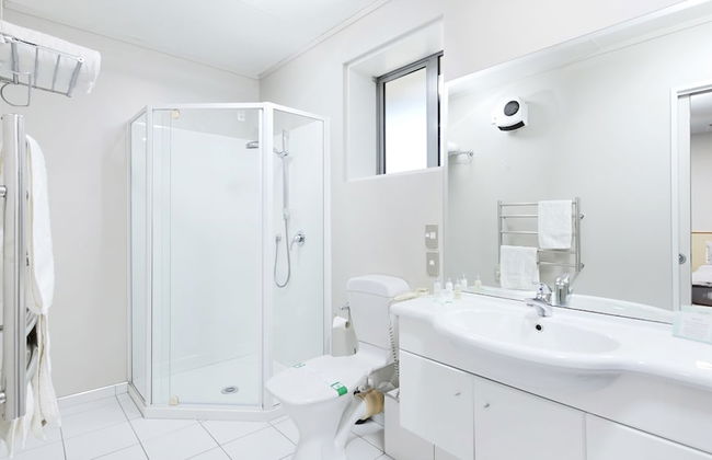 Arthur's Court Motor Lodge - Foto 35