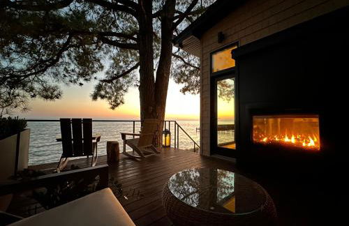 Water's Edge Cottage Luxury Retreat - Foto 1