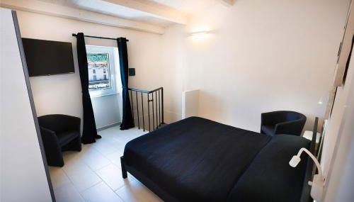 The House On The River - Foto 2