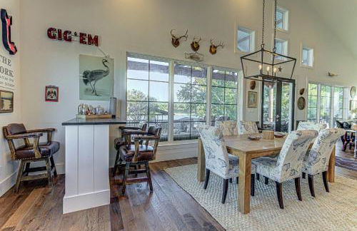 Immaculate Waterfront Family Home for 16 w Private Dock - Foto 20