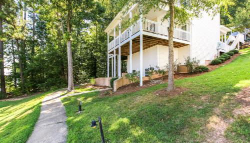 House #10 Paradise Found (pet friendly) private pier - Photo 3