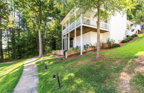 House #10 Paradise Found (pet friendly) private pier - Photo 3