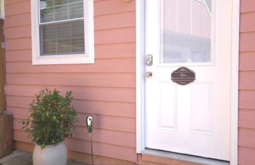 luxe studio with a great location lawrenceville - Photo 18