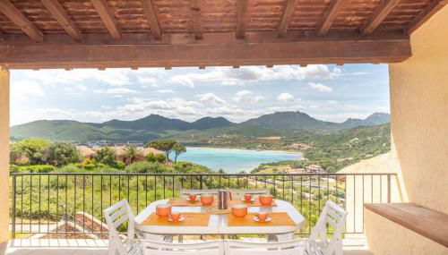 GuestHost - Porto Rotondo Roomy Apartment with Terrace! - Photo 1