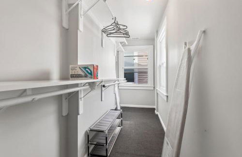 Walk to UMKC, Free Off Street Parking - Foto 26