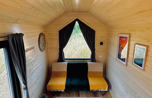 The Legendary Coast by Tiny Away - Foto 3