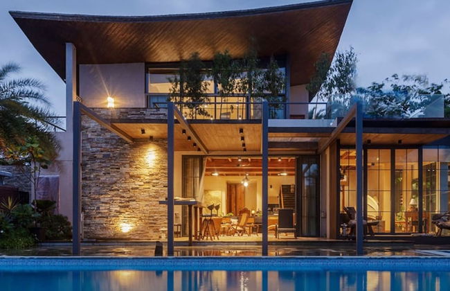 Quarterdeck by Hireavilla - Luxury Estate in Awas - Photo 1