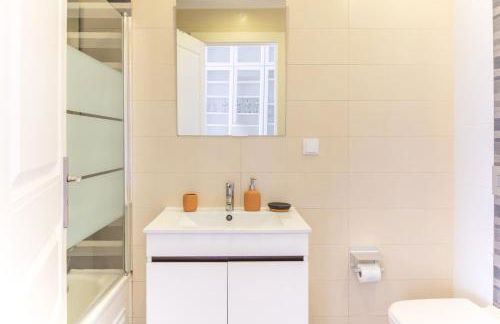 3-bedroom Apt with Private Patio in Cacilhas by Lisbeyond - Foto 10