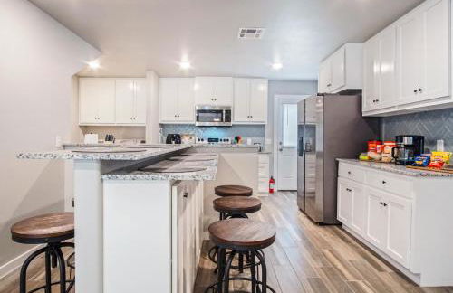 5BR Home Hot tub, fenced backyard #CO - Foto 9