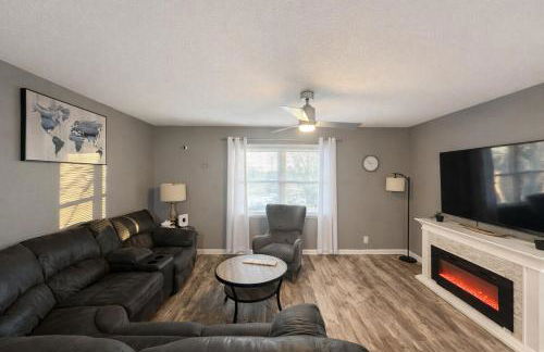 4-Bedroom ALL King Beds Near mall Family friendly - Foto 1