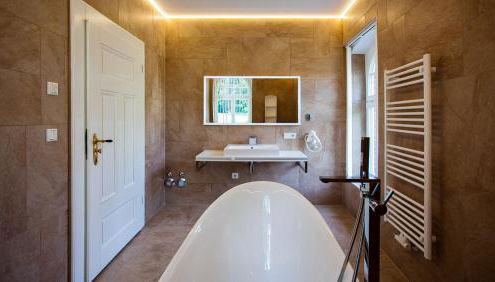 Parkresidenz Lychen, Ferienwohnung 1 - Photo 2, towels, Shower