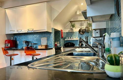 2 Bed Duplex Penthouse Apartment by Mathew Street Sleeps 6 - Foto 14
