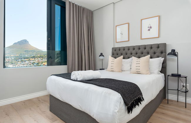 16 on Bree Luxury Apartments - Photo 3