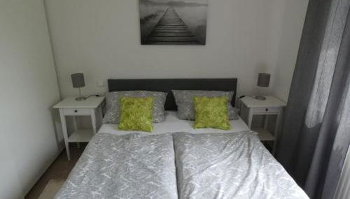 Ruhiges Garten-Studio CHIARA Gstadt Läufers Chiemsee Holiday Home - Foto 2