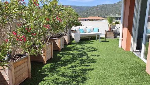 Rooftop du Lavandou - terrace and pool - Foto 3