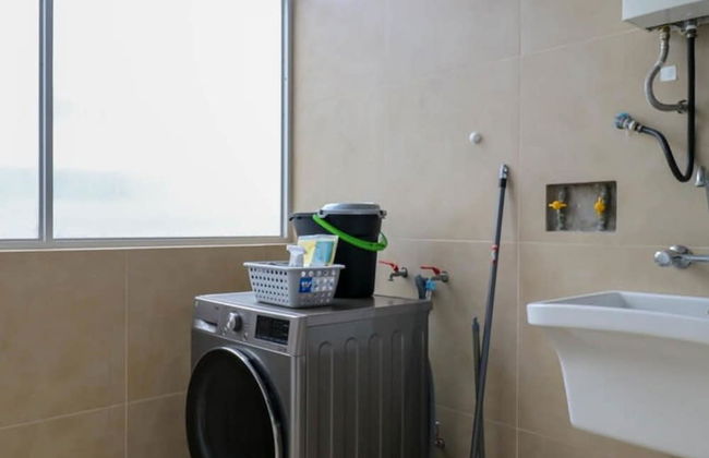 w Picturesque 2BR With Balcony in Miraflores - Photo 22