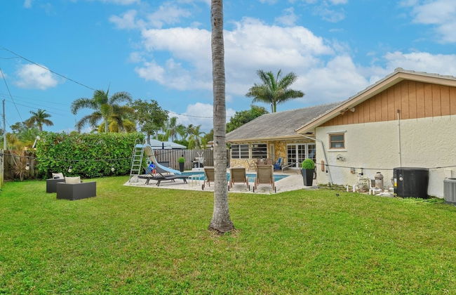 Family-friendly 5BR Home w/ Heated Pool & Parking - Foto 3