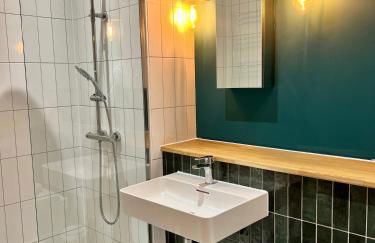 SoHot Stays Sea View Apartments- central location- sleeps 4 - Foto 30