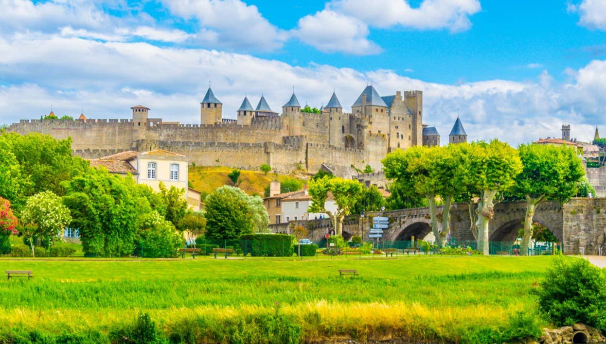 Entrada al castillo y murallas de Carcasona