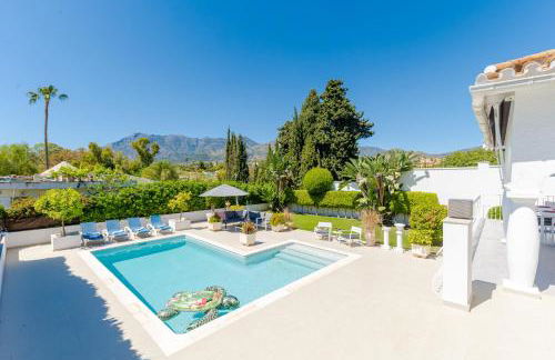 Modern villa with Heated Pool & BBQ Next to the Beach - Foto 6