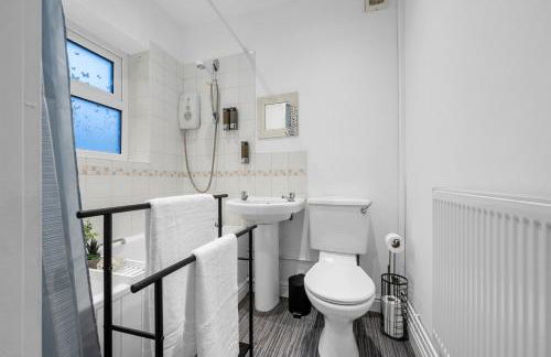 Cosy well-connected 3-bed house - Photo 21