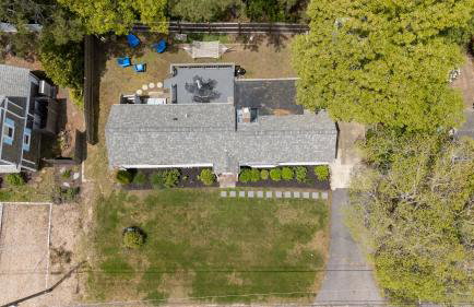 Cape Cod Cottage by Leavetown Vacations - Foto 24