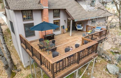 Creekside Cabin - Pup-Friendly with AC - Foto 30