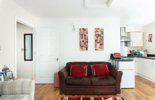 Bath Breaks Apartments - Photo 16