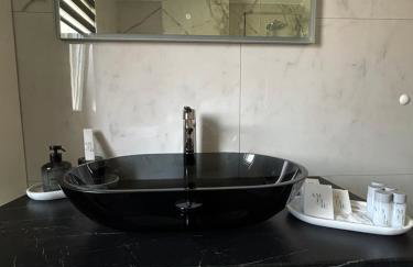 Daphne Luxe Retreat -Sea View-King size bed- - Foto 43