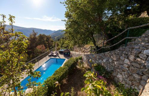 Apartment Stela with heated private pool and Whirlpool Gornje Sitno - Photo 1