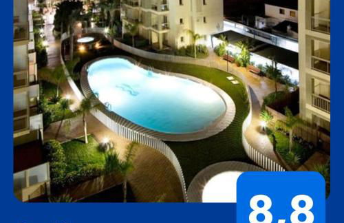 Piso bajo 3 habitaciones 2 baños y gran terraza - Foto 1