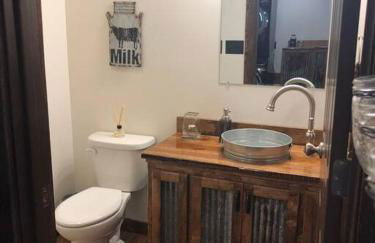 Pleasant Valley Farm Dairy Barn writer's retreat - Foto 34