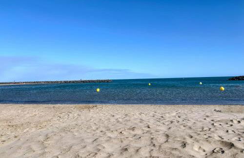 Very comfortable air-conditioned 2 rooms with direct beach access and a free parking - Foto 15