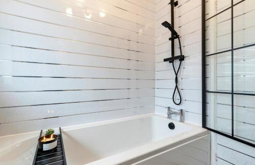 Birmingham Gem-Stylish 5 Bed house near NEC, BHX, HS2 - Huge Parking & Fast WiFi! - Foto 43