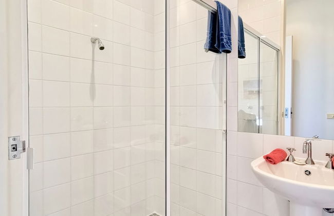 Phoenix Apartments - Photo 17