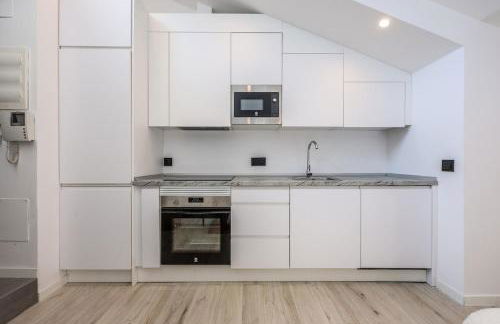 Bernabeu Roof Apartment in Madrid - Photo 32