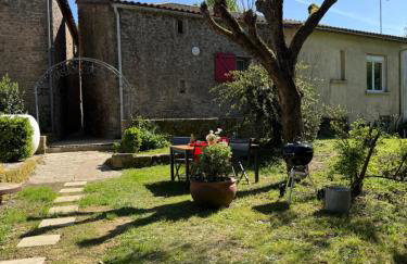 La Clé des Champs gîte de charme proche du Puy duFou - Foto 39