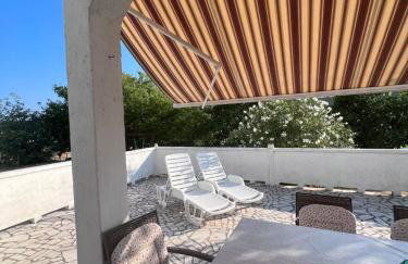 Apartment Tea - Photo 7