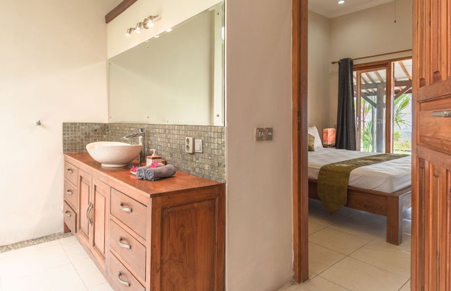 Villa Lotus Kayuputih - Foto 23