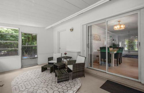 Cozy 4BR King Suite Home by WEC & Downtown! - Foto 23